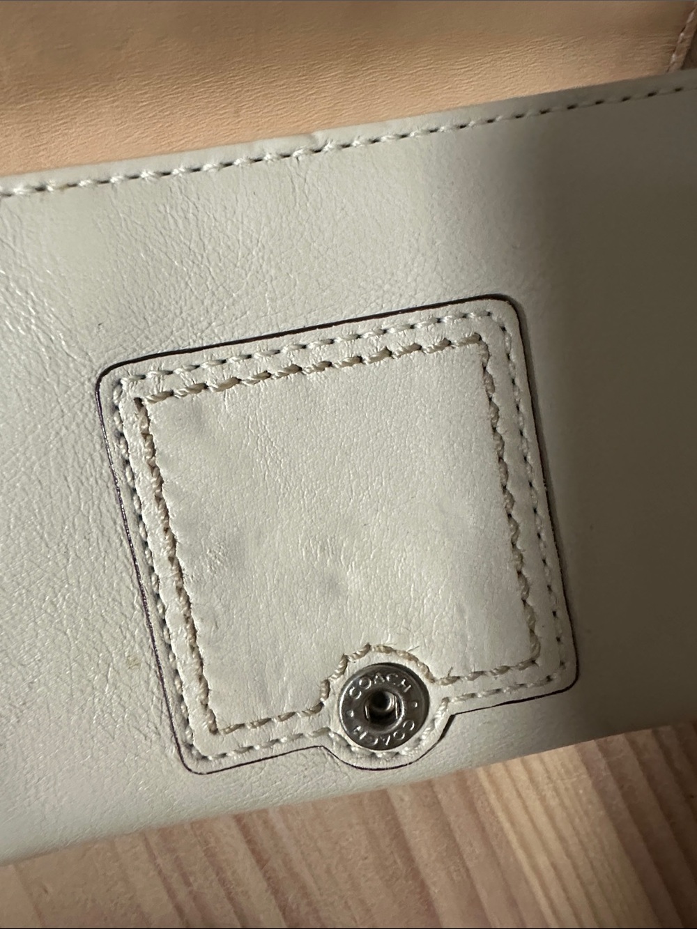 Coach Cream Leather Wallet with Silver Buckle - Picture 4 of 7